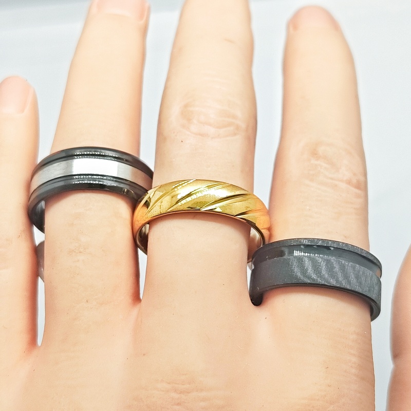 Wedding Supply Resale - 卸売18個入りユニセックスステンレスバンドリングミックススタイルバルクデイリージュエリー、小規模ローカルブティックの再販在庫供給用
