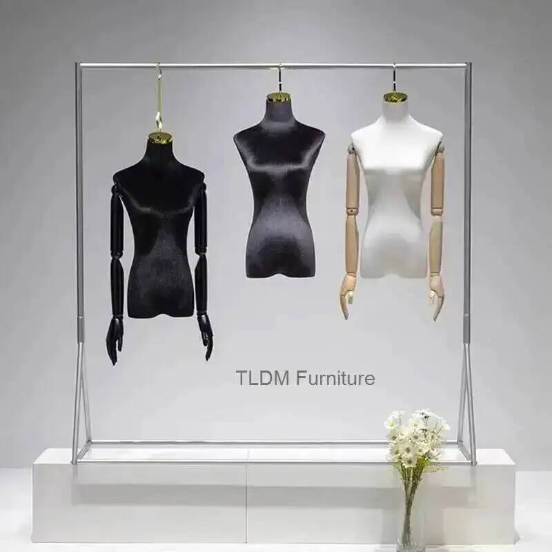 縫製用吊り下げ式婦人服ディスプレイラック、衣料品店のウィンド - The Wedding Supply Store のレビューと価格